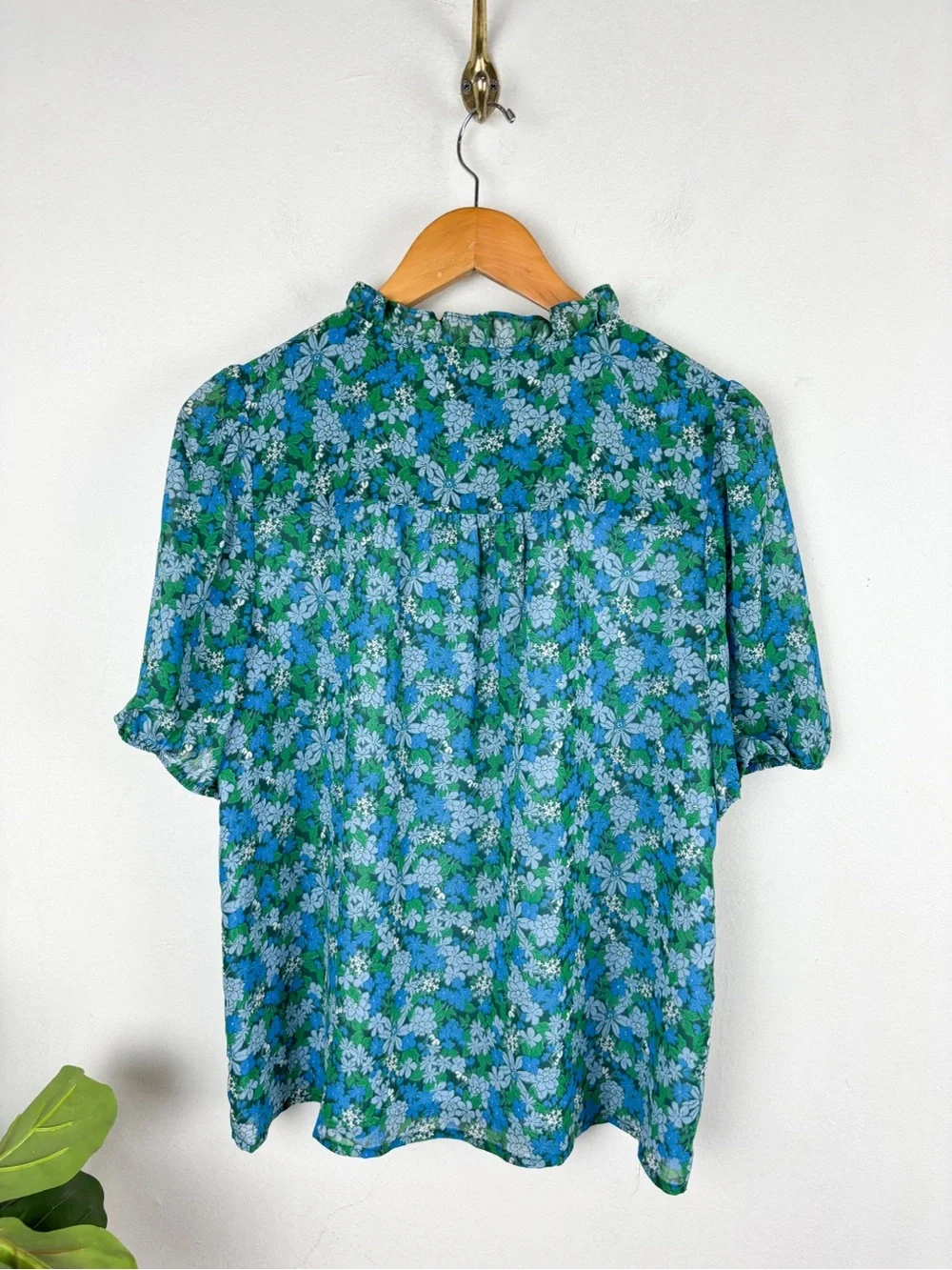 J. Crew Blue Green Ruffle Sleeve Blouse Sz M